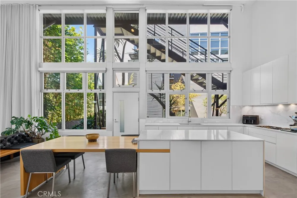 1037 Laurel Avenue #1 West Hollywood, CA 90046