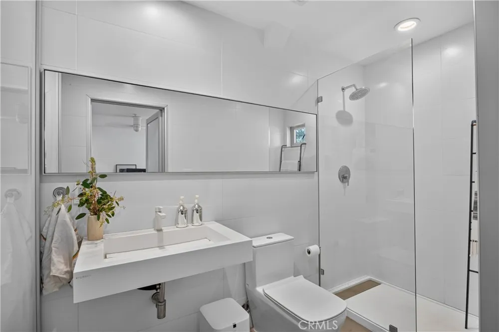 1037 Laurel Avenue #1 West Hollywood, CA 90046
