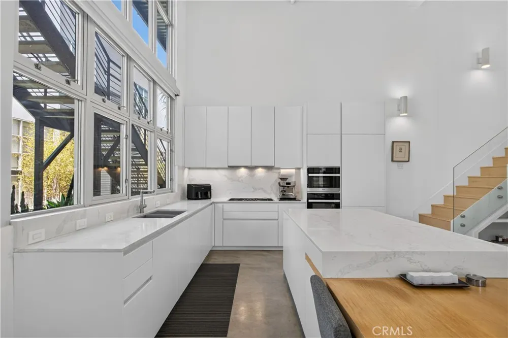 1037 Laurel Avenue #1 West Hollywood, CA 90046