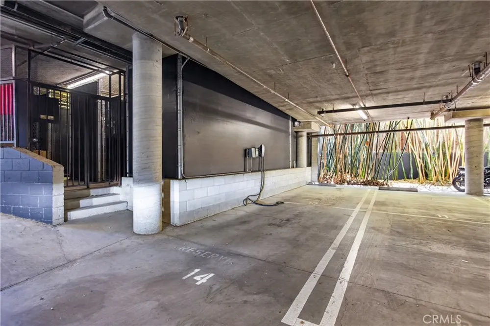1037 Laurel Avenue #1 West Hollywood, CA 90046