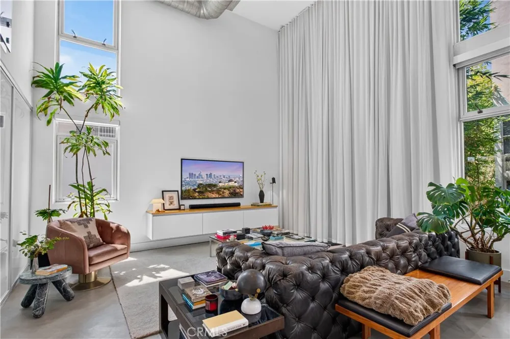 1037 Laurel Avenue #1 West Hollywood, CA 90046