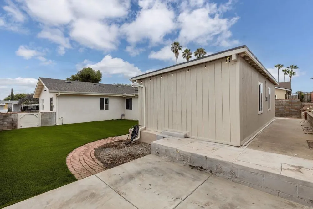 3963 Hope Street San Diego, CA 92115