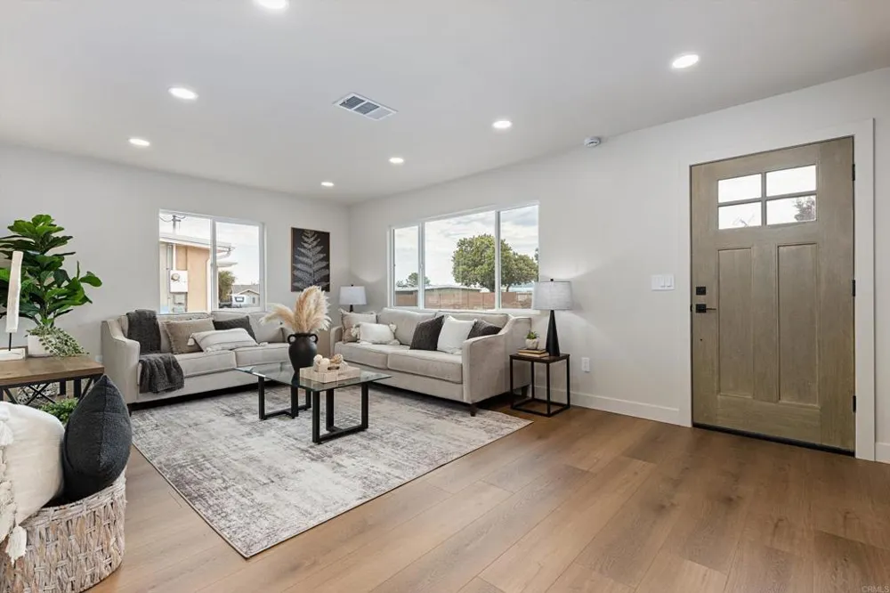 3963 Hope Street San Diego, CA 92115