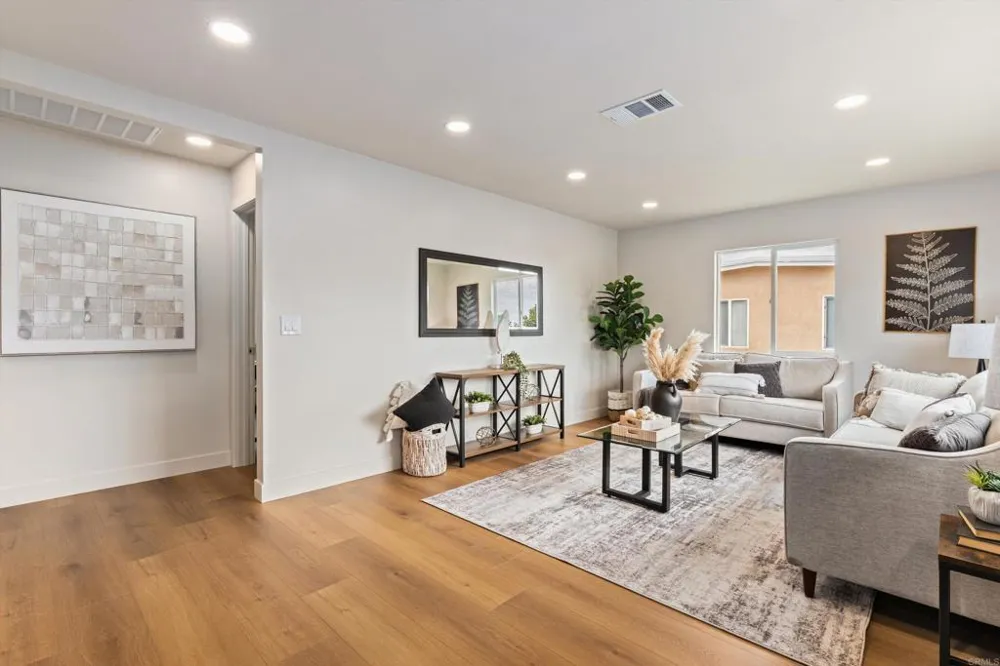 3963 Hope Street San Diego, CA 92115