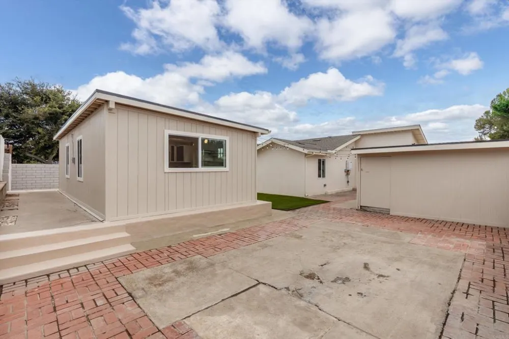 3963 Hope Street San Diego, CA 92115