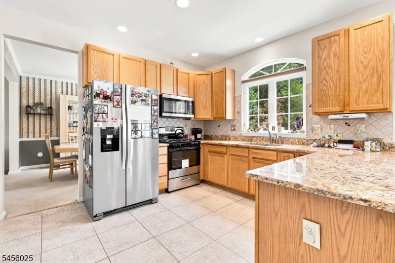 133 Charles St Franklin, NJ 08873