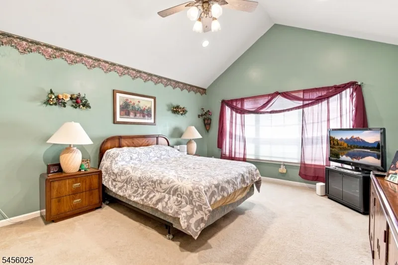 133 Charles St Franklin, NJ 08873
