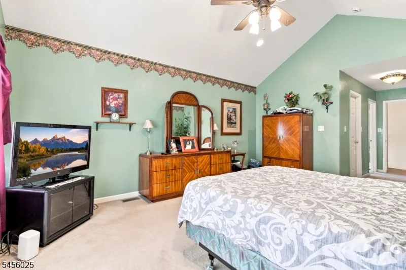133 Charles St Franklin, NJ 08873