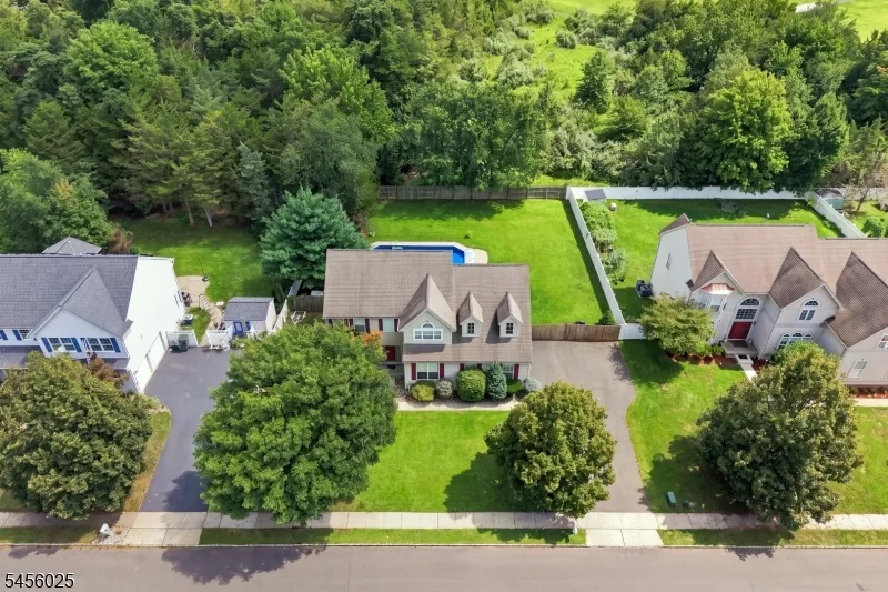 133 Charles St Franklin, NJ 08873