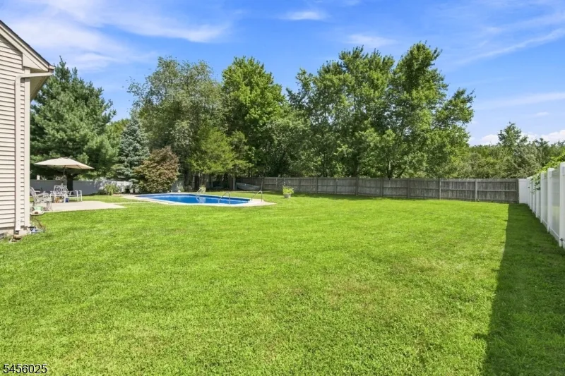 133 Charles St Franklin, NJ 08873