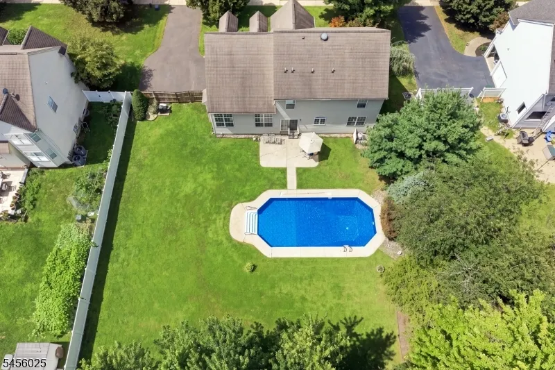 133 Charles St Franklin, NJ 08873