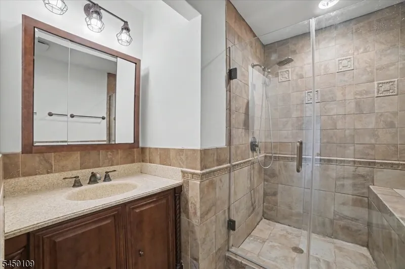 132 Bayberry Row Ondo Bernards, NJ 07920