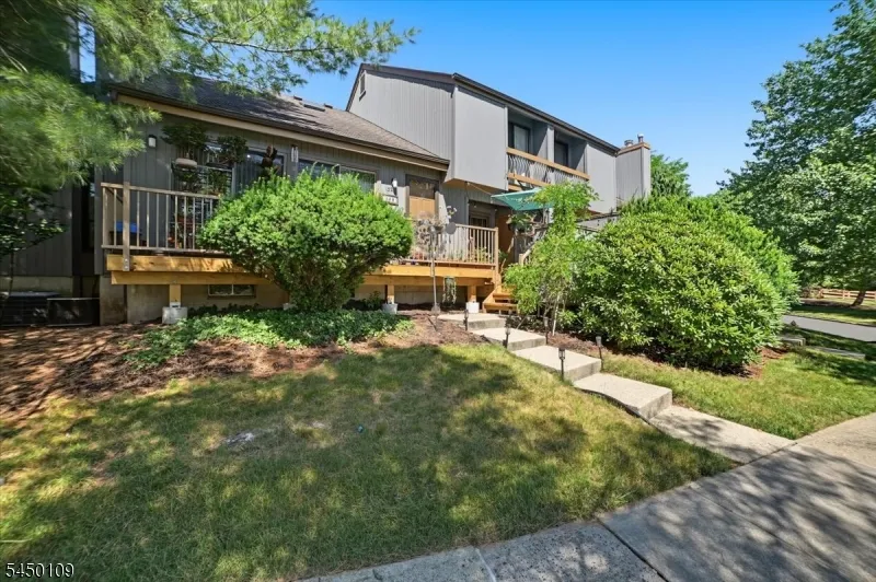 132 Bayberry Row Ondo Bernards, NJ 07920
