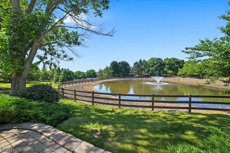 132 Bayberry Row Ondo Bernards, NJ 07920