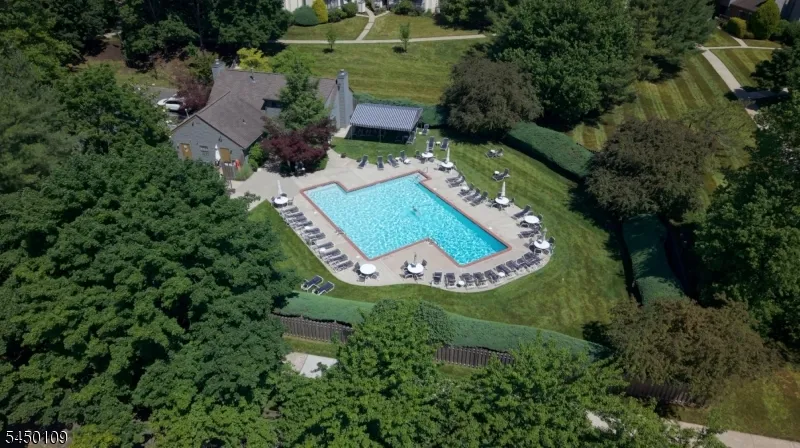 132 Bayberry Row Ondo Bernards, NJ 07920