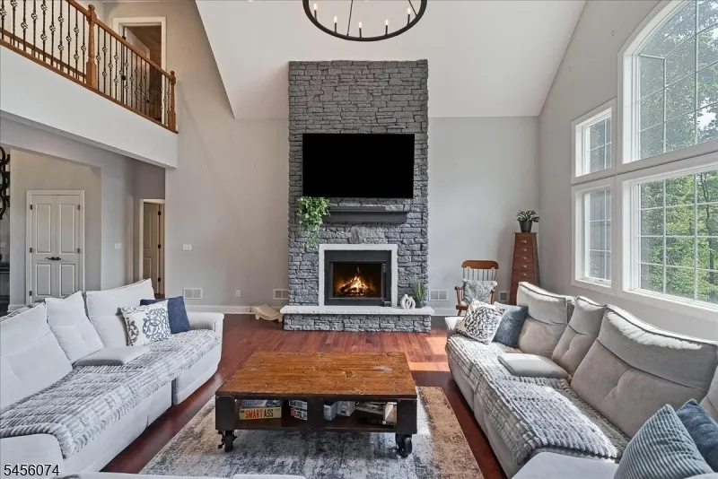 15 Windemere Way Sparta, NJ 07871