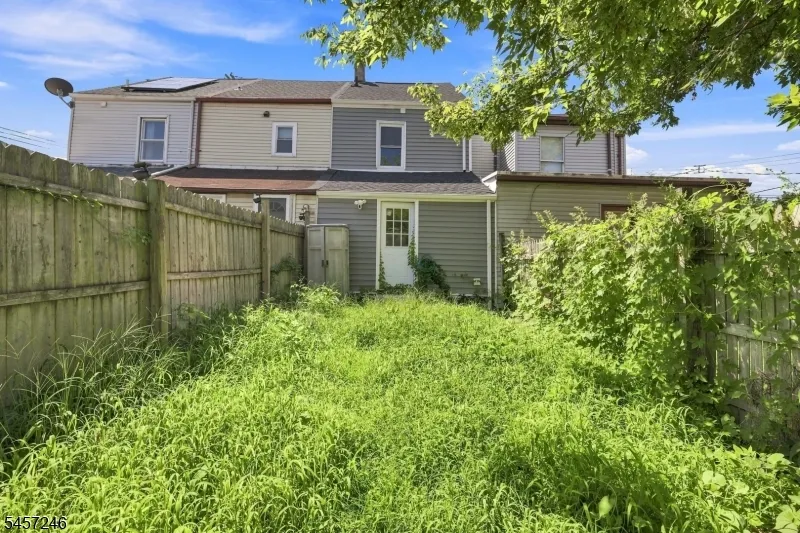 35 Cedar Aly Phillipsburg Town, NJ 08865