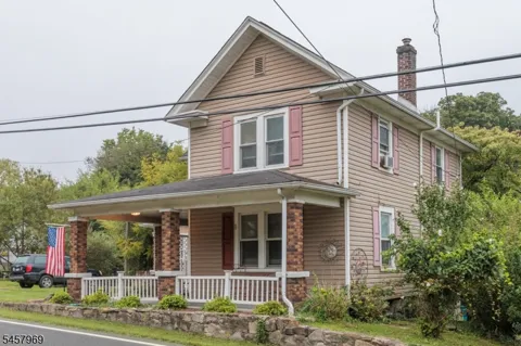 687 Riegelsville Rd