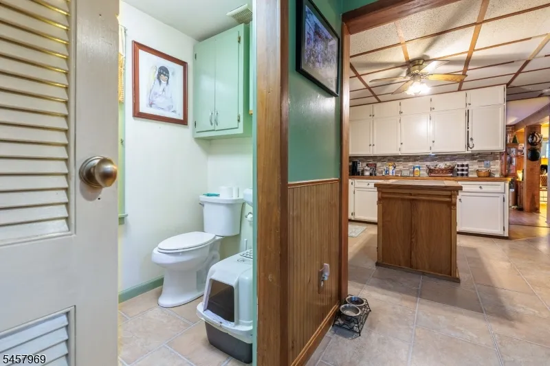 687 Riegelsville Rd Holland, NJ 08848