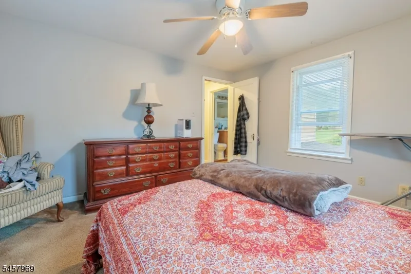 687 Riegelsville Rd Holland, NJ 08848