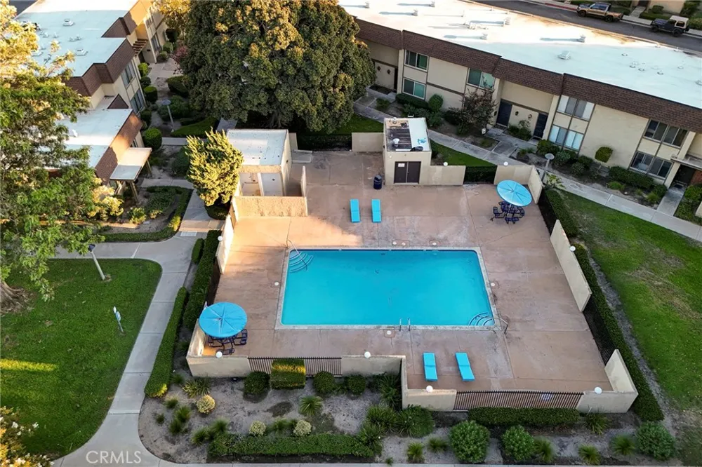 5165 Dover La Palma, CA 90623
