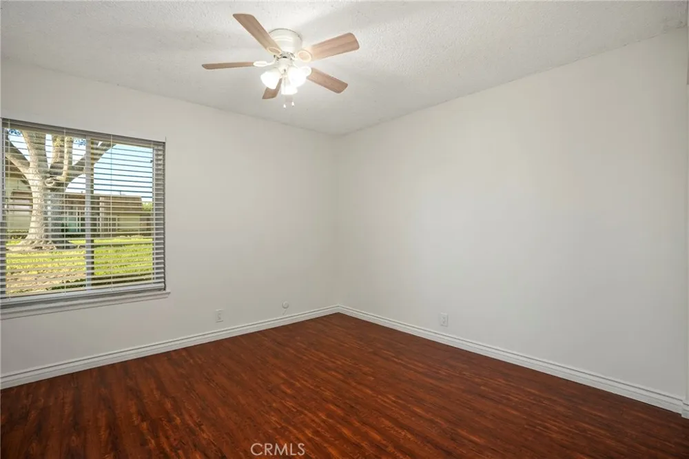 5165 Dover La Palma, CA 90623