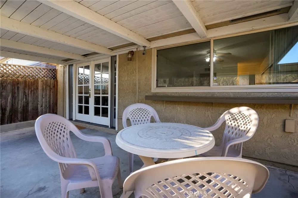 5165 Dover La Palma, CA 90623