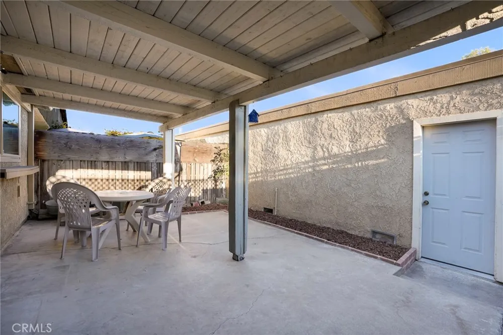 5165 Dover La Palma, CA 90623