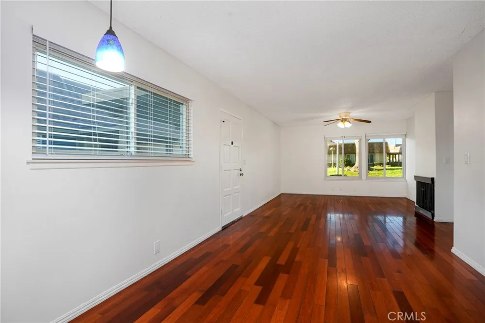 5165 Dover La Palma, CA 90623