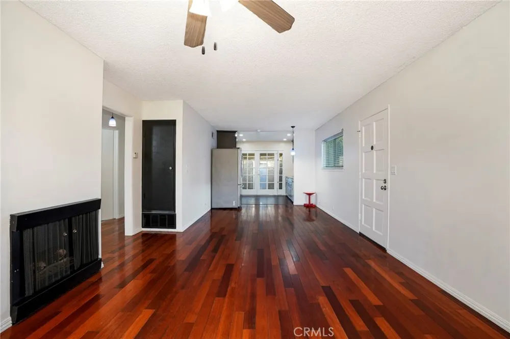 5165 Dover La Palma, CA 90623