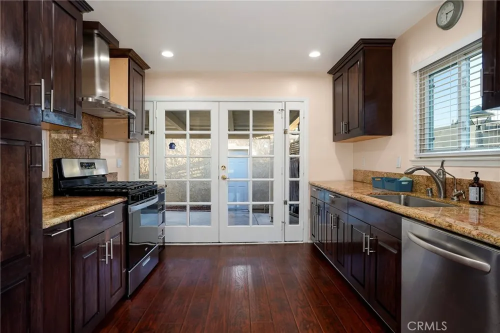 5165 Dover La Palma, CA 90623