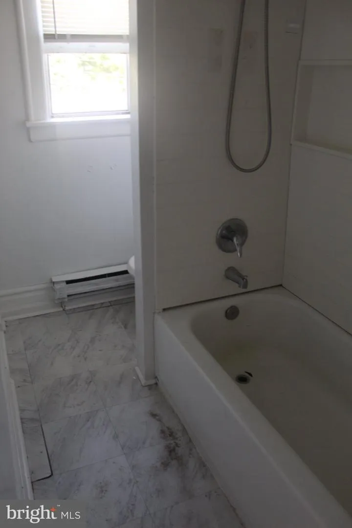 3 W NORTH AVENUE Hagerstown, MD 21740