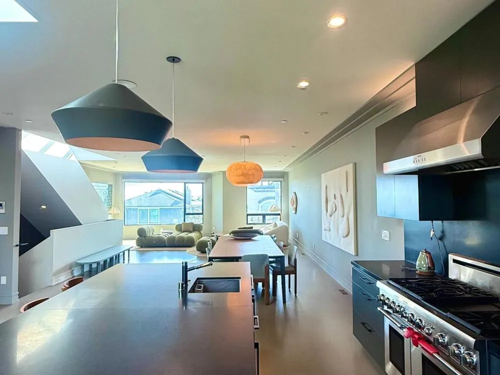 1408 Douglass Street San Francisco, CA 94131