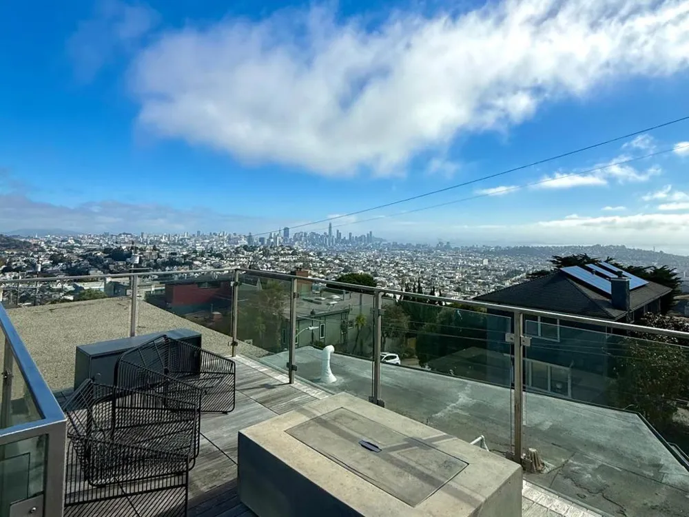1408 Douglass Street San Francisco, CA 94131