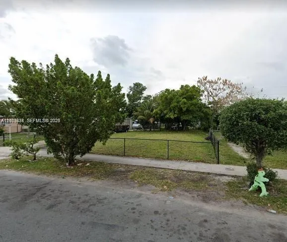 4 NW 4th Ct Pompano Beach, FL 33069