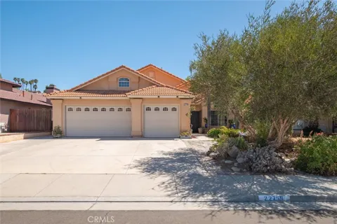 22759 Valley Vista