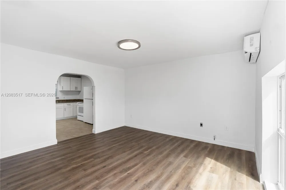 16860 NE 3rd Ct North Miami Beach, FL 33162