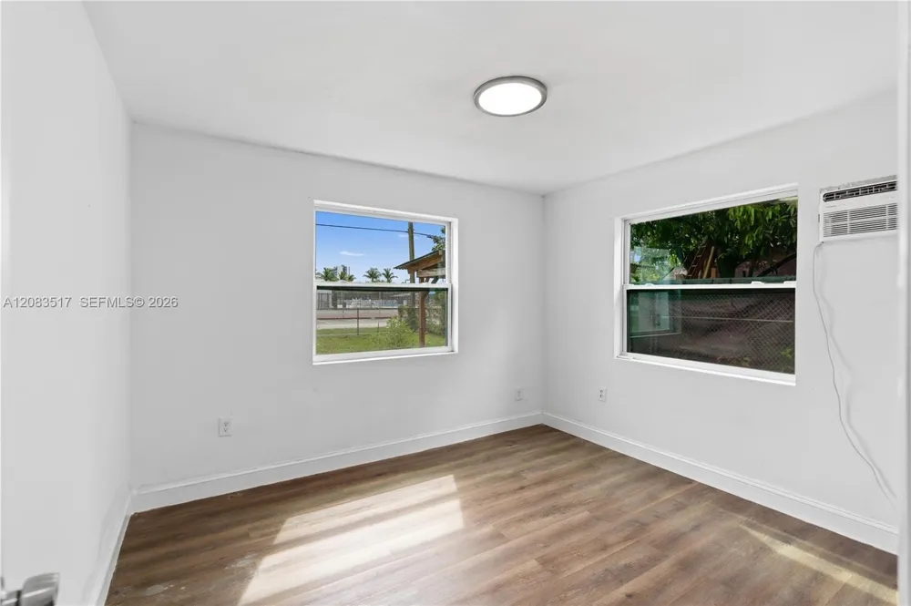 16860 NE 3rd Ct North Miami Beach, FL 33162