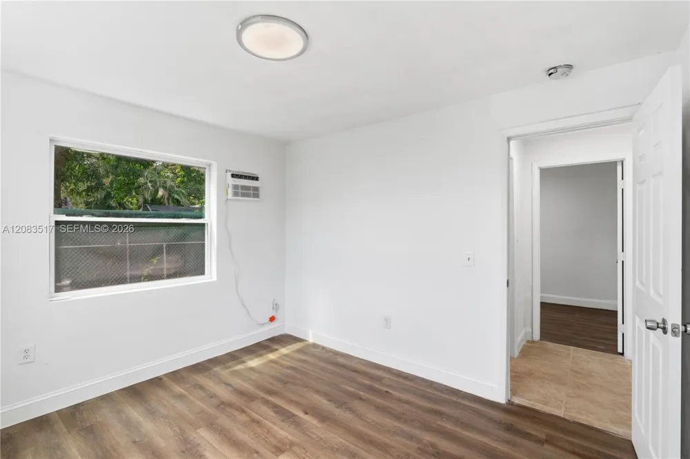 16860 NE 3rd Ct North Miami Beach, FL 33162