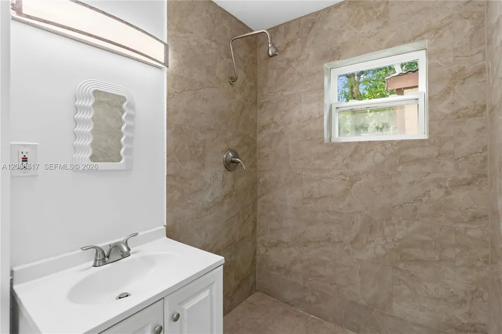 16860 NE 3rd Ct North Miami Beach, FL 33162