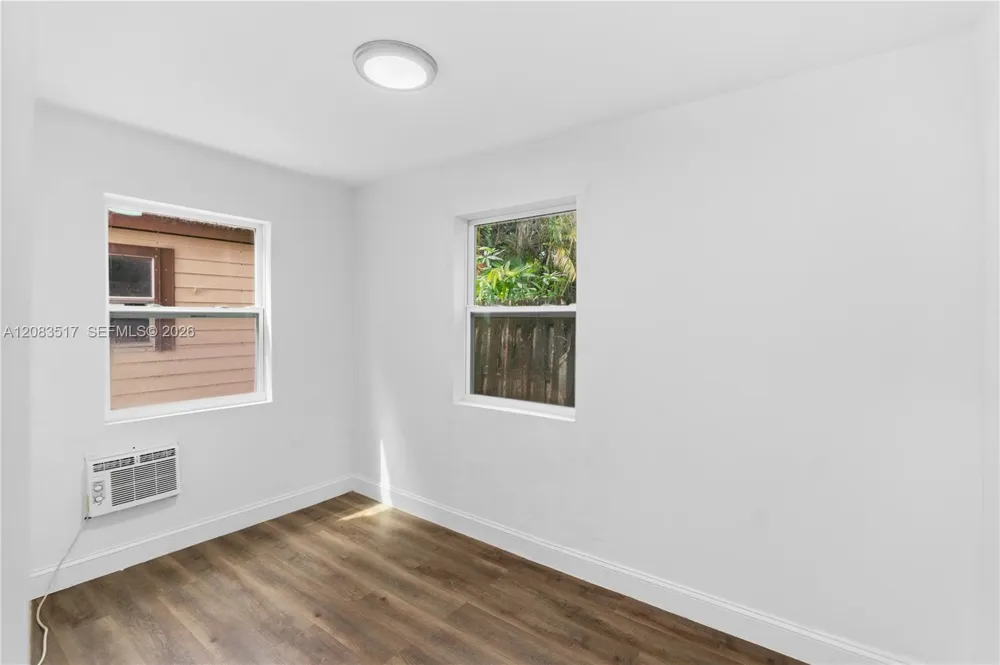 16860 NE 3rd Ct North Miami Beach, FL 33162