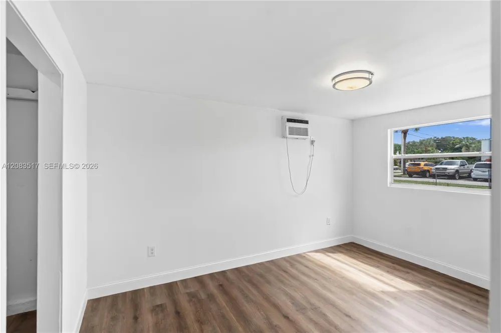 16860 NE 3rd Ct North Miami Beach, FL 33162