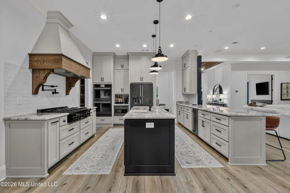 17341 Doc Lizana Road Gulfport, MS 39503