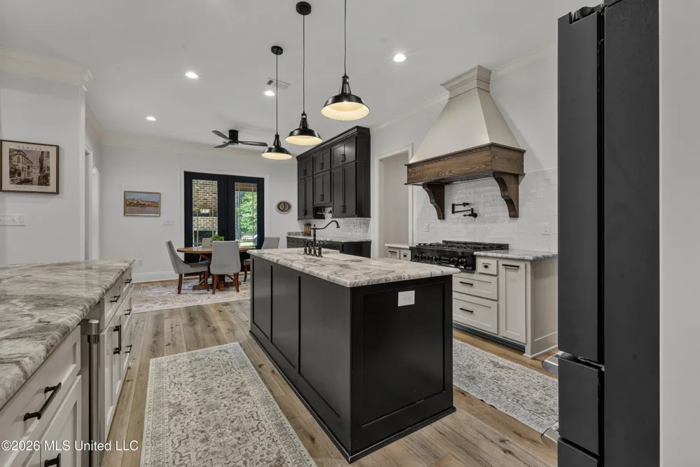 17341 Doc Lizana Road Gulfport, MS 39503