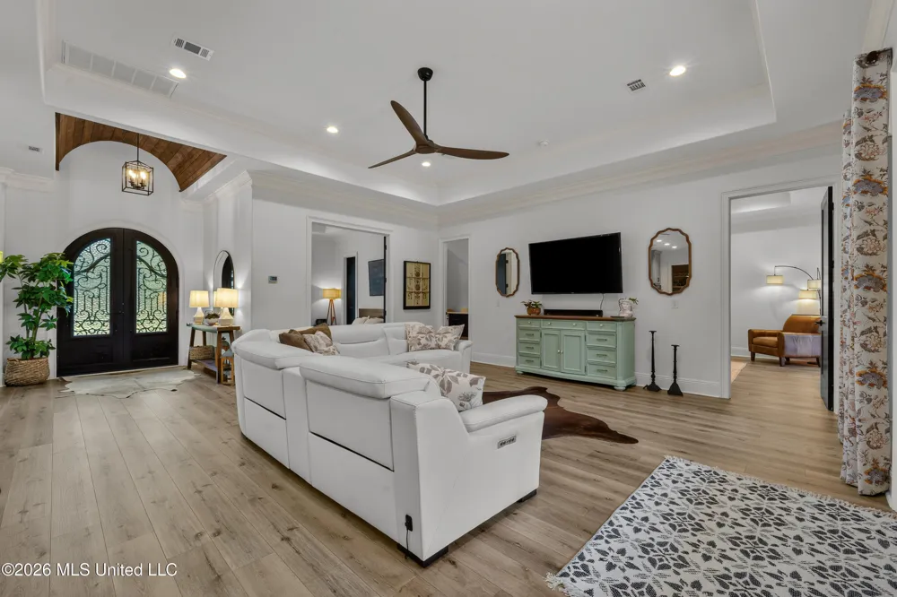 17341 Doc Lizana Road Gulfport, MS 39503