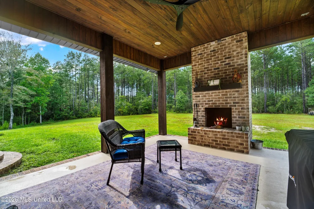 17341 Doc Lizana Road Gulfport, MS 39503