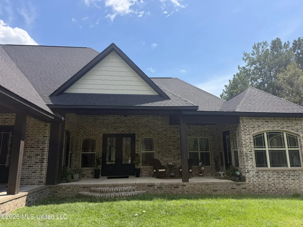 17341 Doc Lizana Road Gulfport, MS 39503