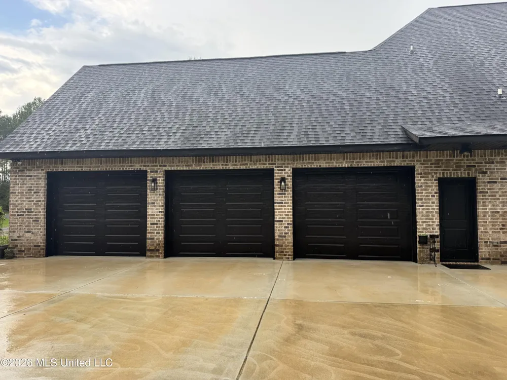 17341 Doc Lizana Road Gulfport, MS 39503