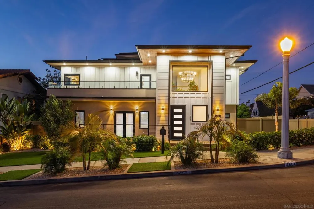 4504 Osprey St San Diego, CA 92107