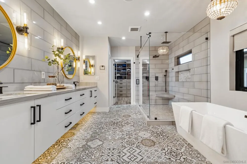 4504 Osprey St San Diego, CA 92107